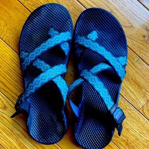 Chaco Women’s slip on sandals size 10, blue/purple/green design, great condition